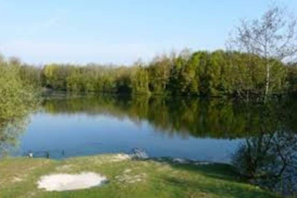 La Ferme Des Pierrettes Villa Menneville Buitenkant foto